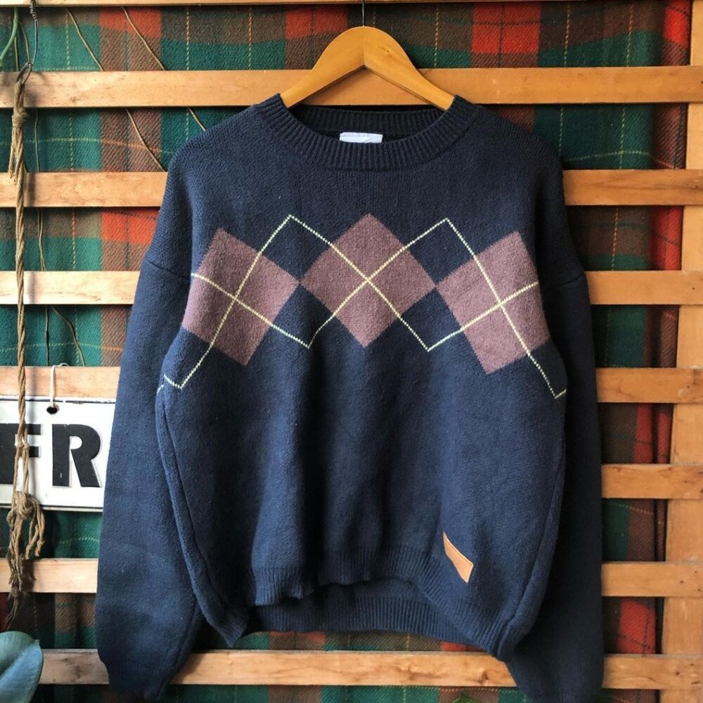 Official Red (Taylor's Version) Argyle Sweater | Size Medium ❤️ RARE!